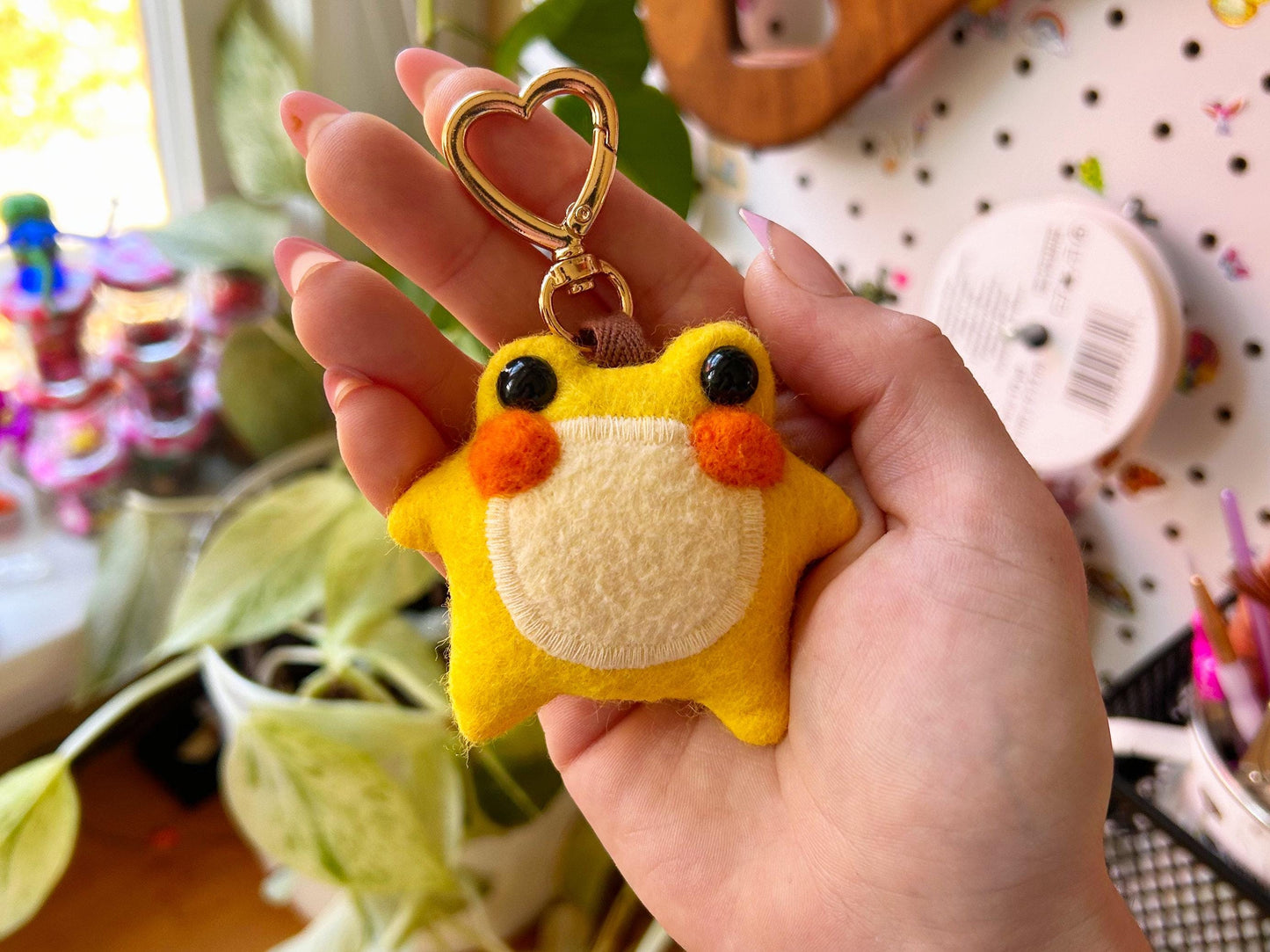 Ducky the Pocket Frog Keychain