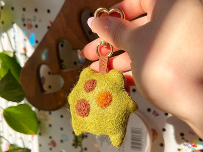 Twig the Pocket Frog Keychain