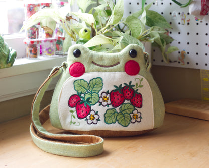 Meadow the Frog Bag