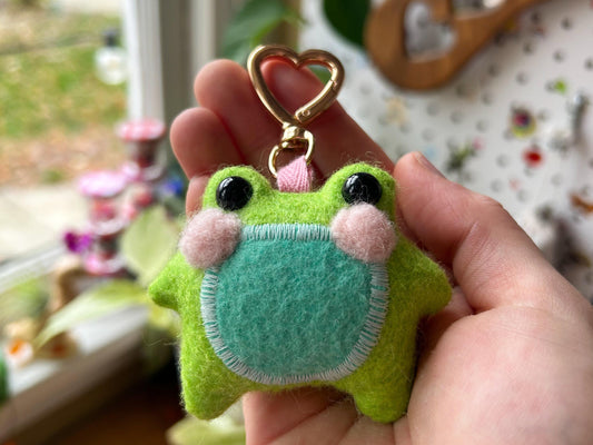 Daisy the Pocket Frog Keychain