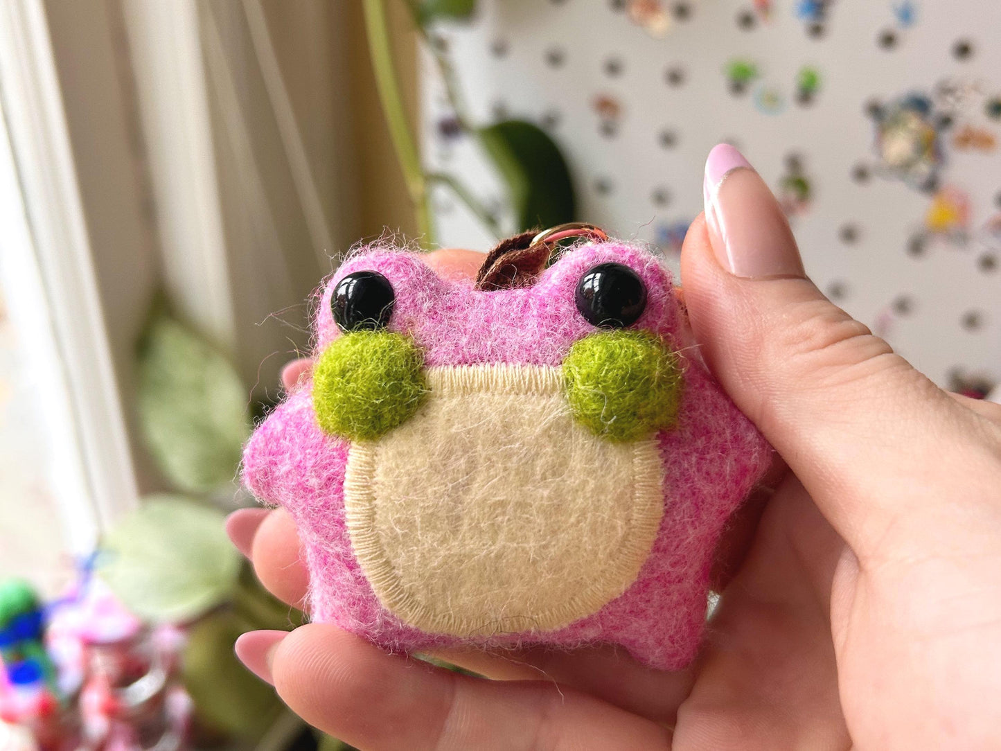 Sweet Pea the Pocket Frog Keychain