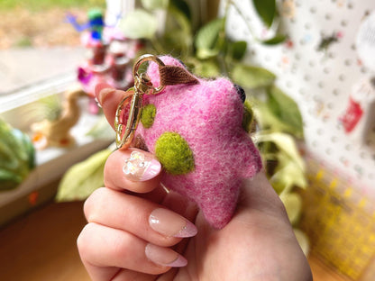 Sweet Pea the Pocket Frog Keychain